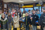 Thumbnail for the post titled: Besuch der Klasse 5c zum Welttag des Buches in der Buchhandlung Doll
