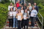 Thumbnail for the post titled: Übergabe der Urkunden an unsere Schülermentorinnen